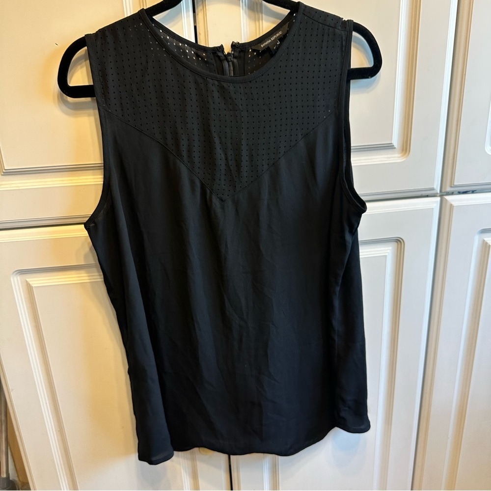 Banana Republic Black Sleeveless Perforated Yoke Shell